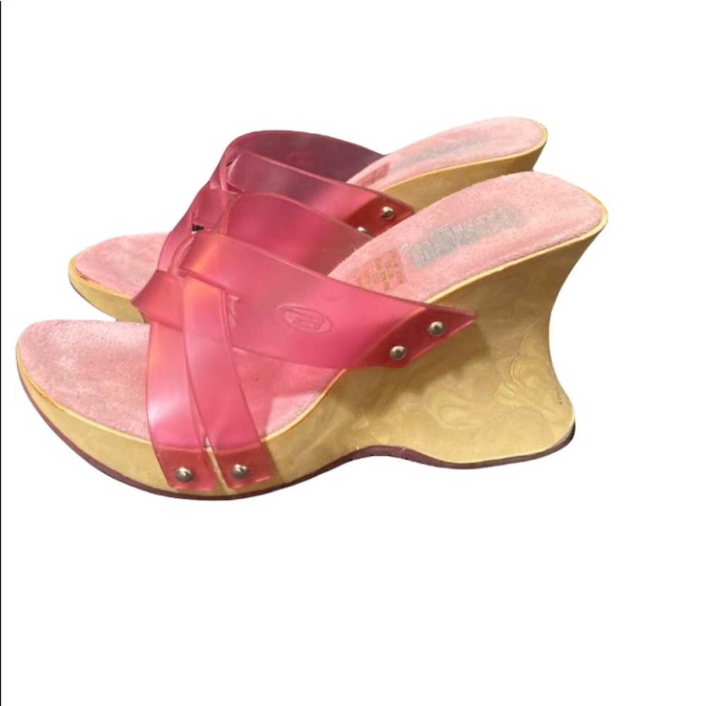 Bongo rare 90’s vintage wooden platform and pink jelly sandals. Size 7.